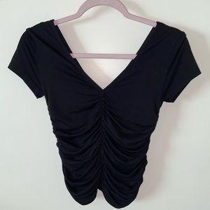 Black scrunched v neck